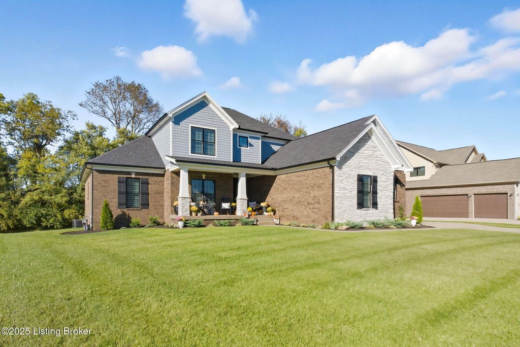 Photo of 5525 Ruby Falls Dr, Prospect, KY 40059 (MLS # 1701539)