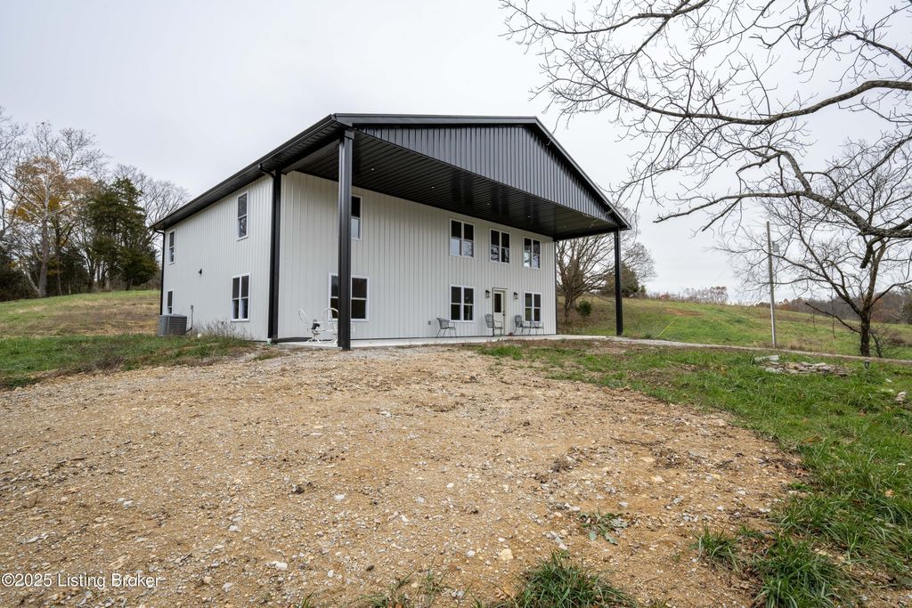 Photo of 1451 W Hwy 524, La Grange, KY 40031 (MLS # 1703313)