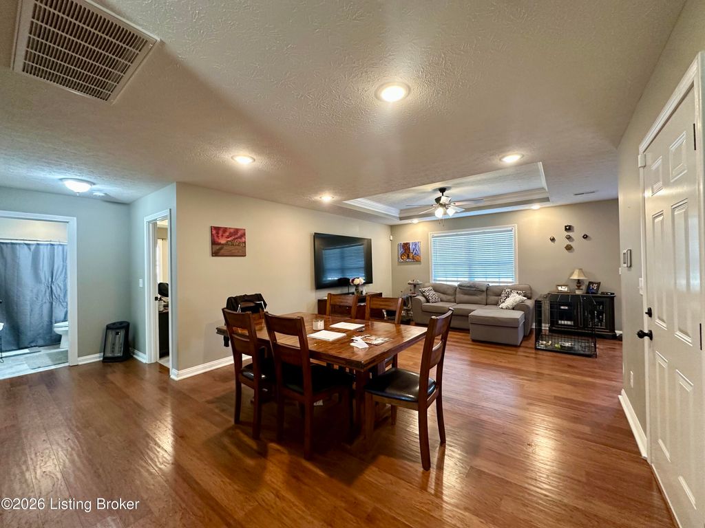 Photo of 190 Spalding Ln, Coxs Creek, KY 40013 (MLS # 1707040)