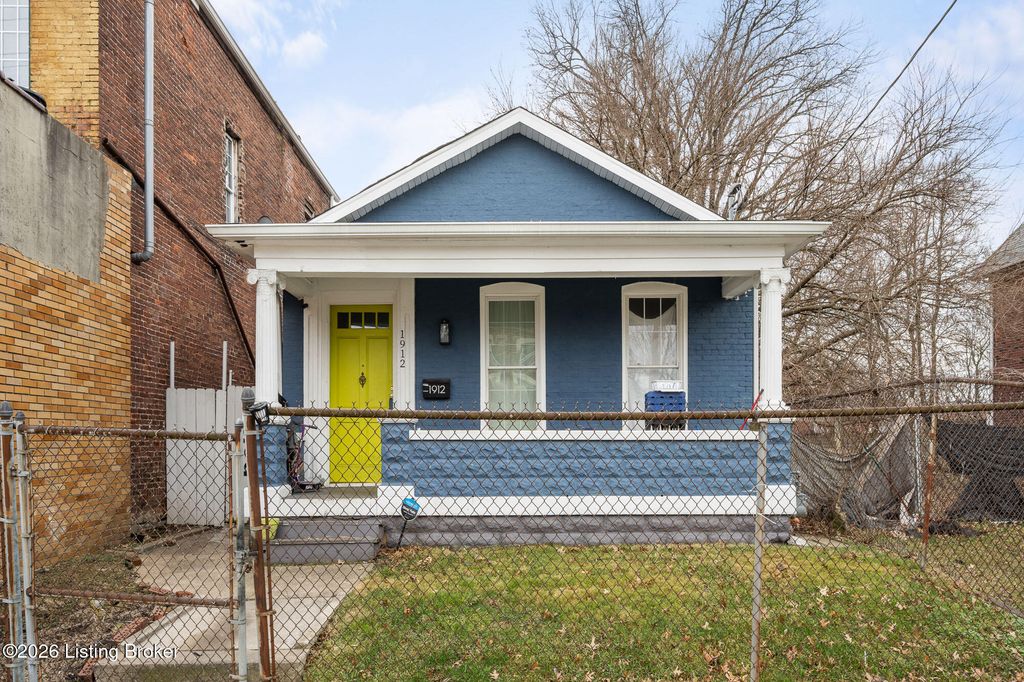 Photo of 1912 W Market St, Louisville, KY 40203 (MLS # 1712161)