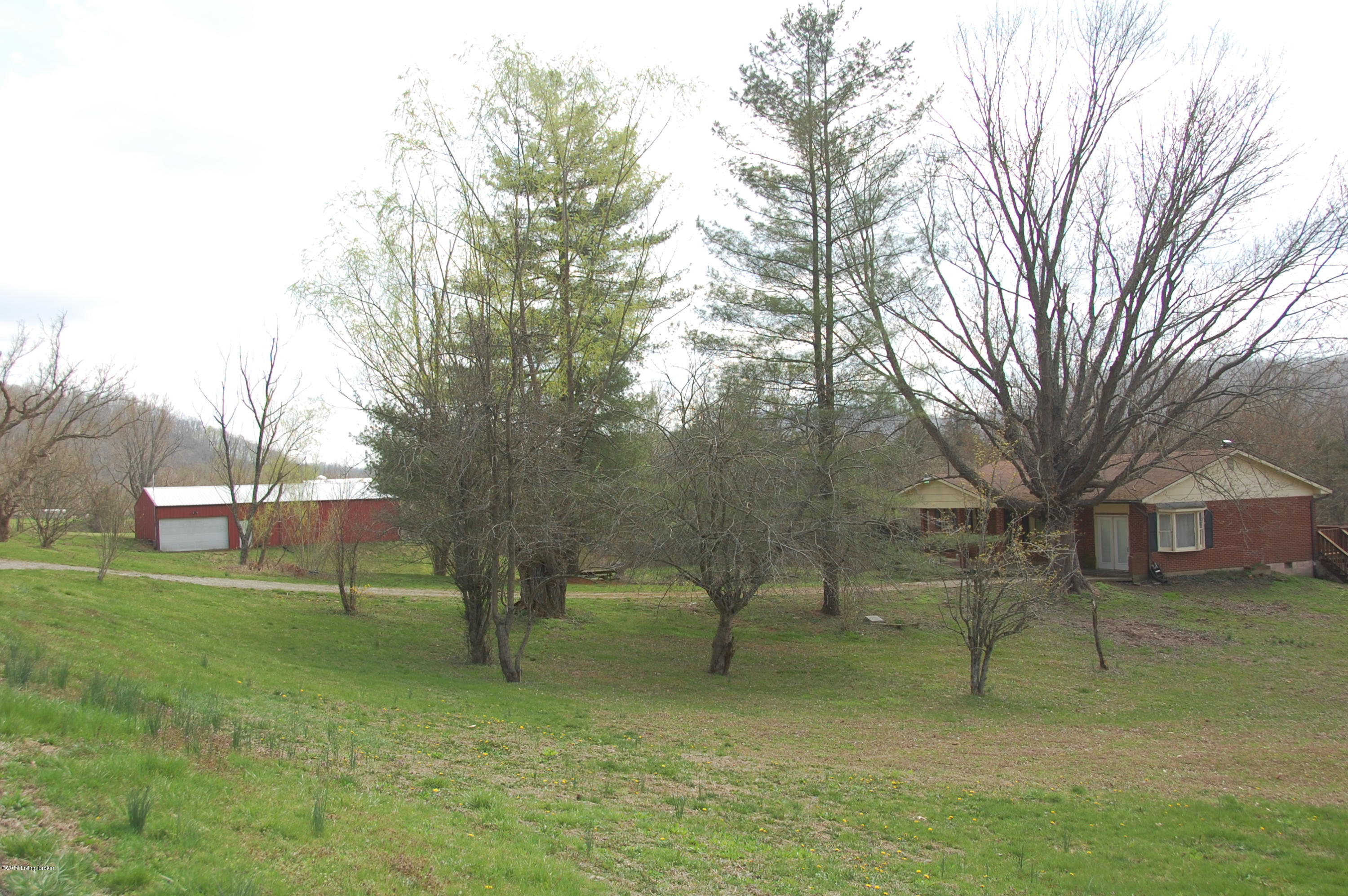 Photo 1 of 21 — 2234 Carlisle Rd, Carrollton, KY 41008
