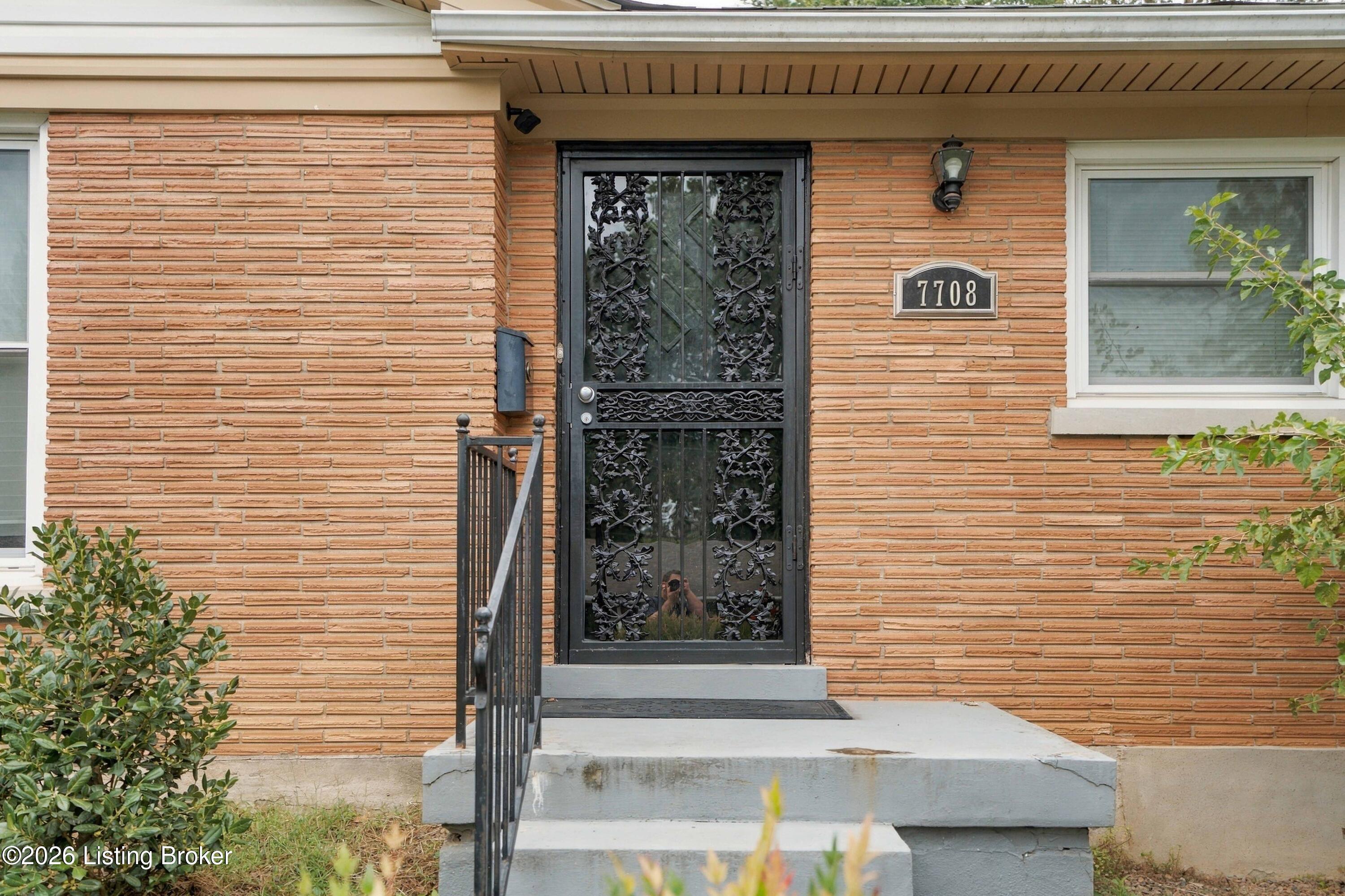 7708 Sierra Trail