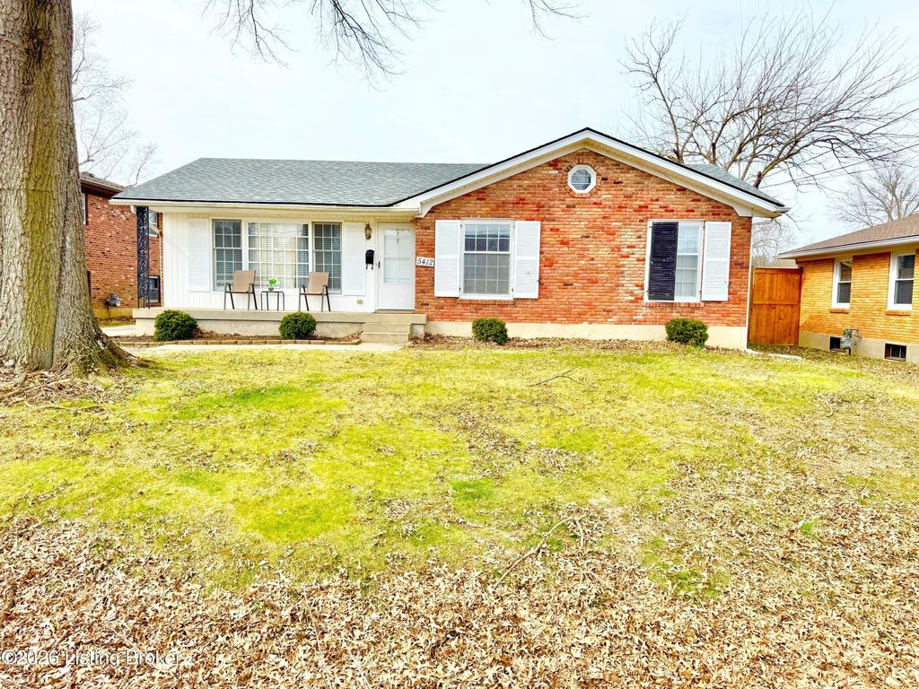 Photo of 5412 Dannyboy Ln, Louisville, KY 40214 (MLS # 1710068)