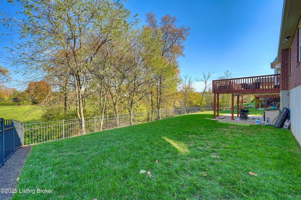 Photo of 1187 Monroe Drive Dr, Hebron, KY 41048 (MLS # 1705225)