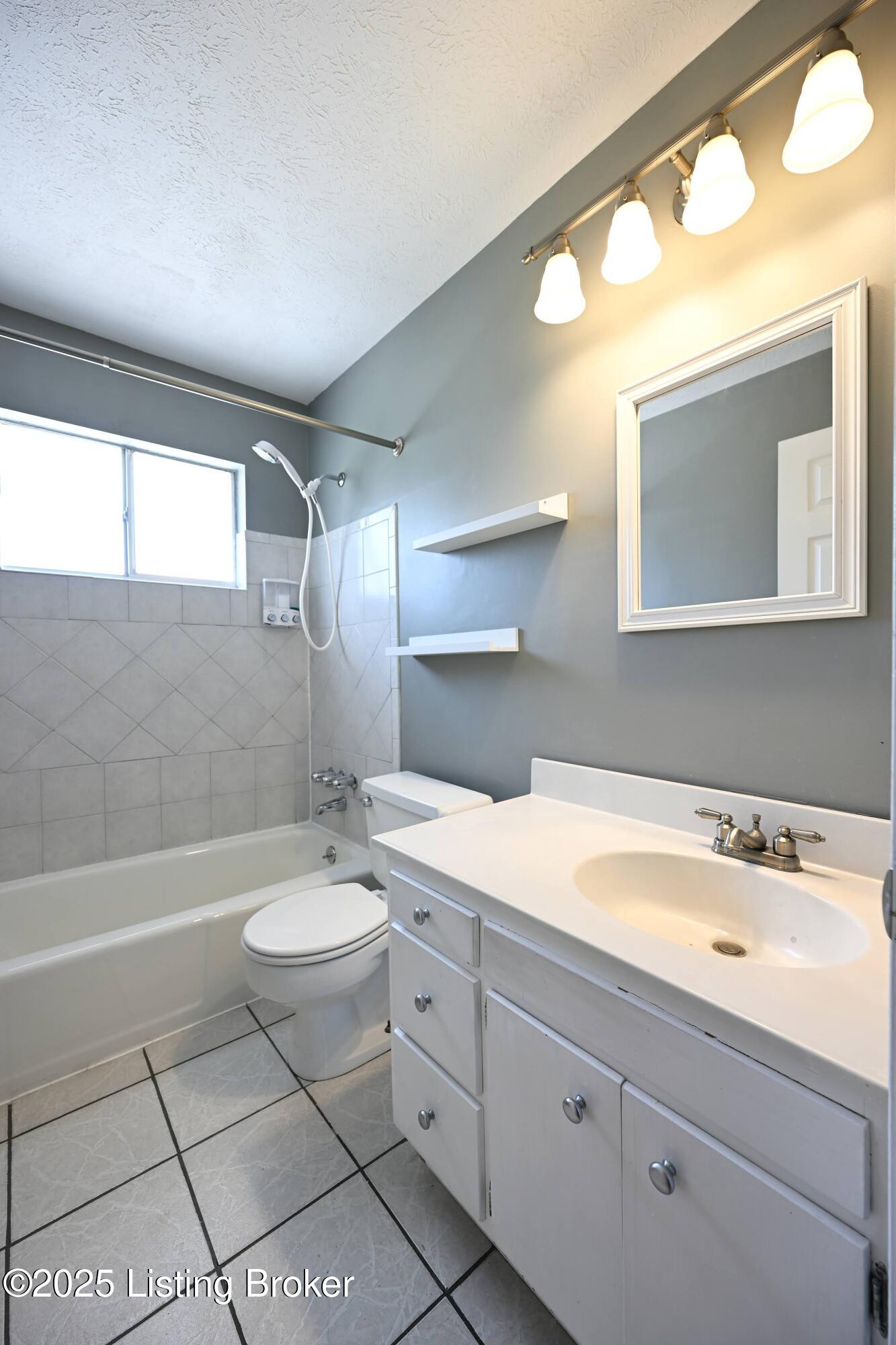 7514 Pimlico Dr, Louisville, Pennsylvania image 30
