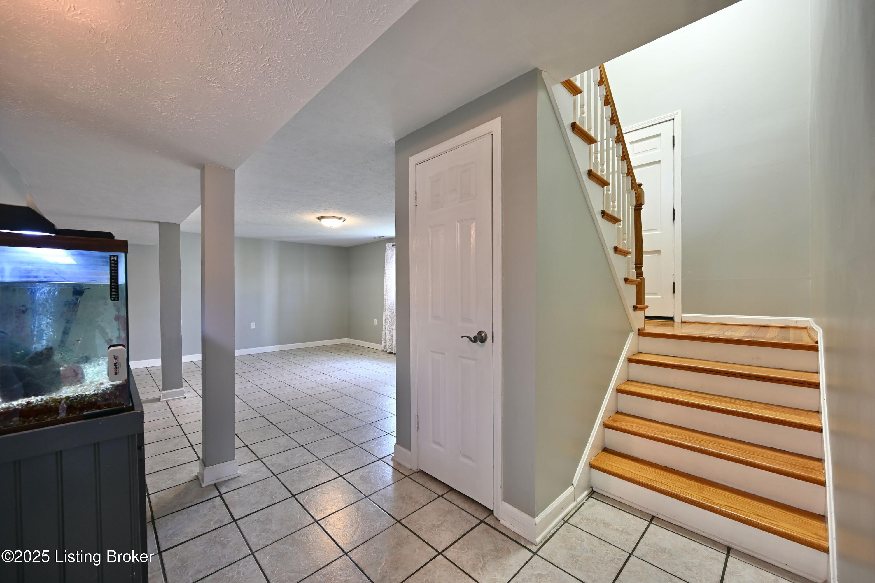 7514 Pimlico Dr, Louisville, Pennsylvania image 31