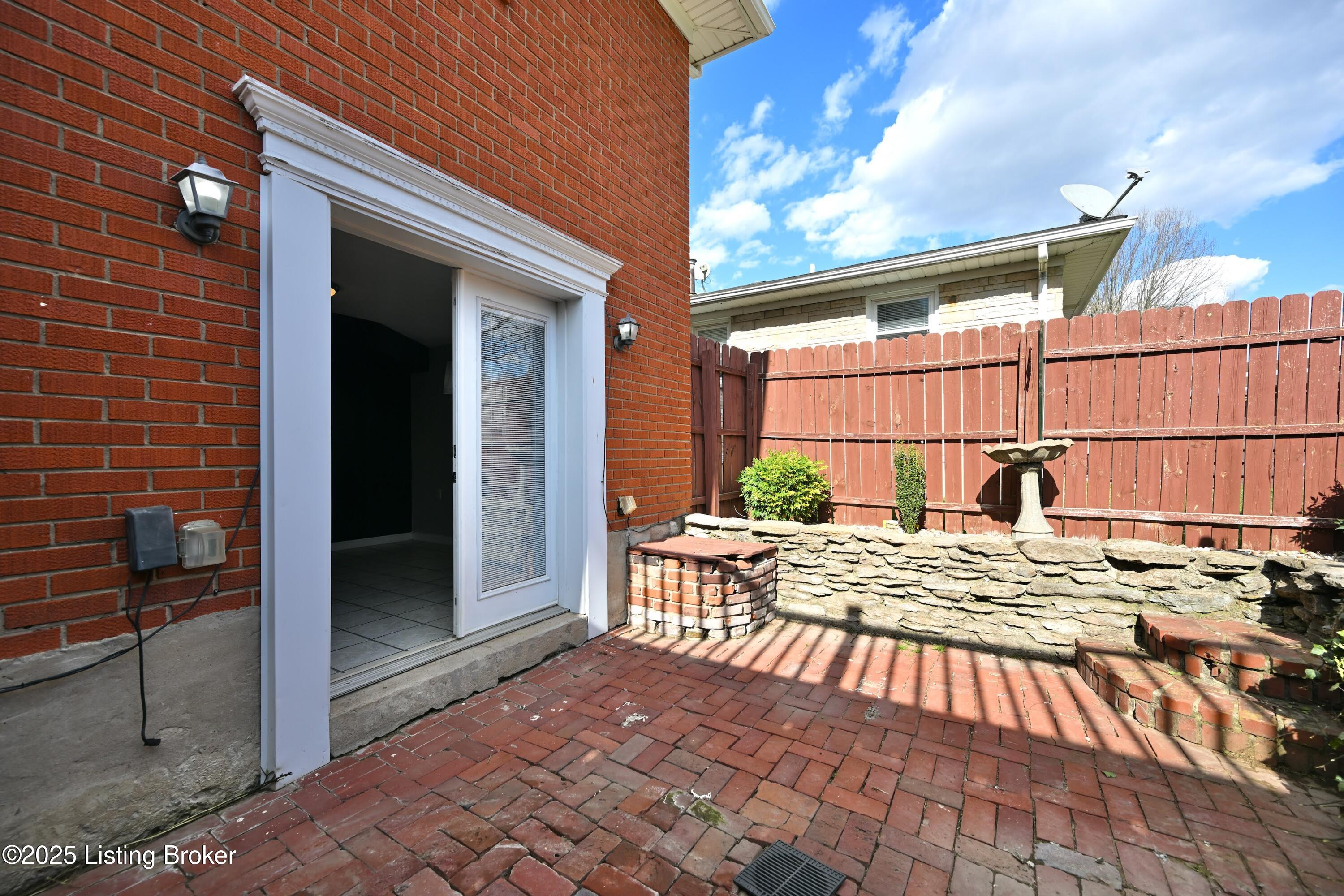 7514 Pimlico Dr, Louisville, Pennsylvania image 39