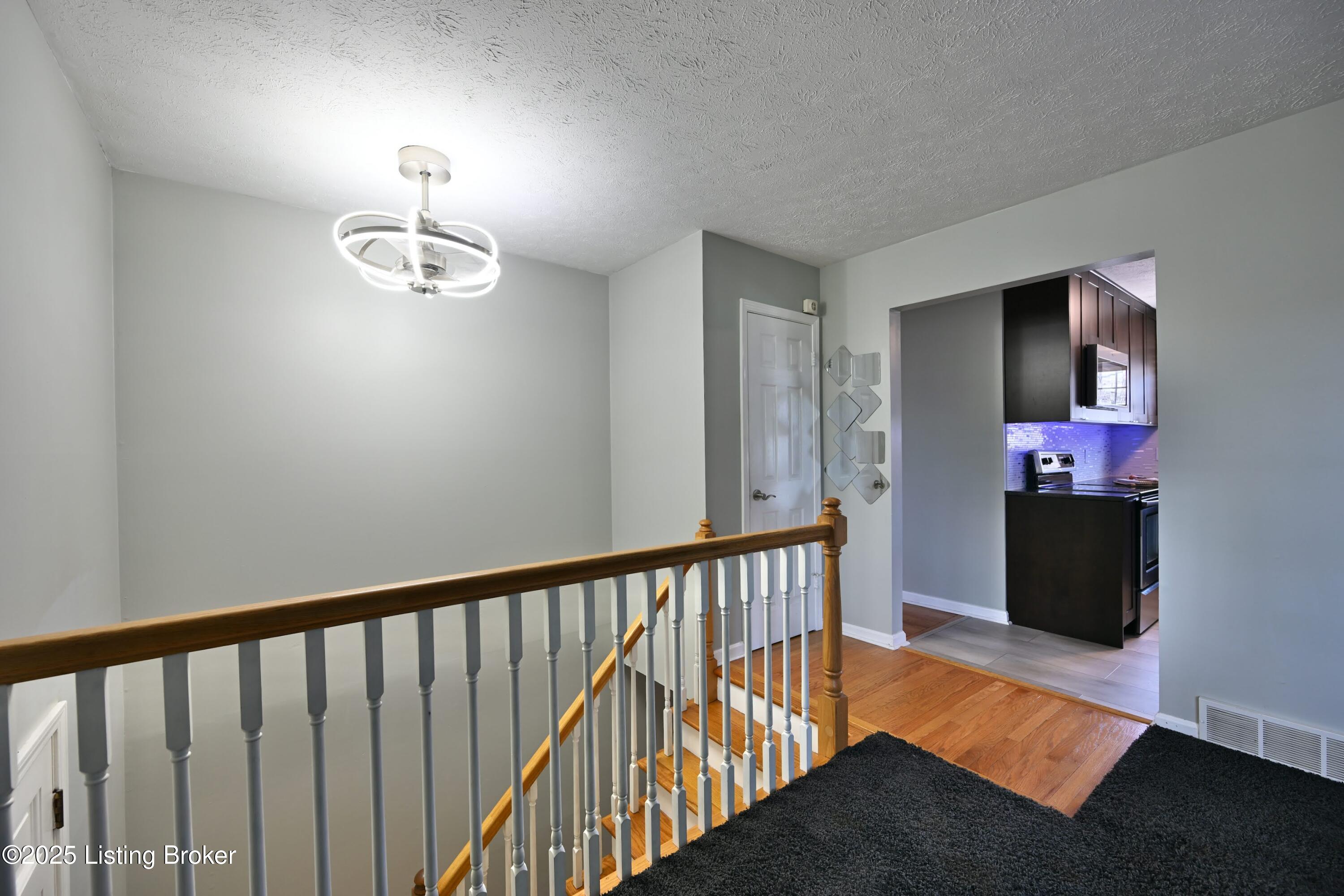 7514 Pimlico Dr, Louisville, Pennsylvania image 10