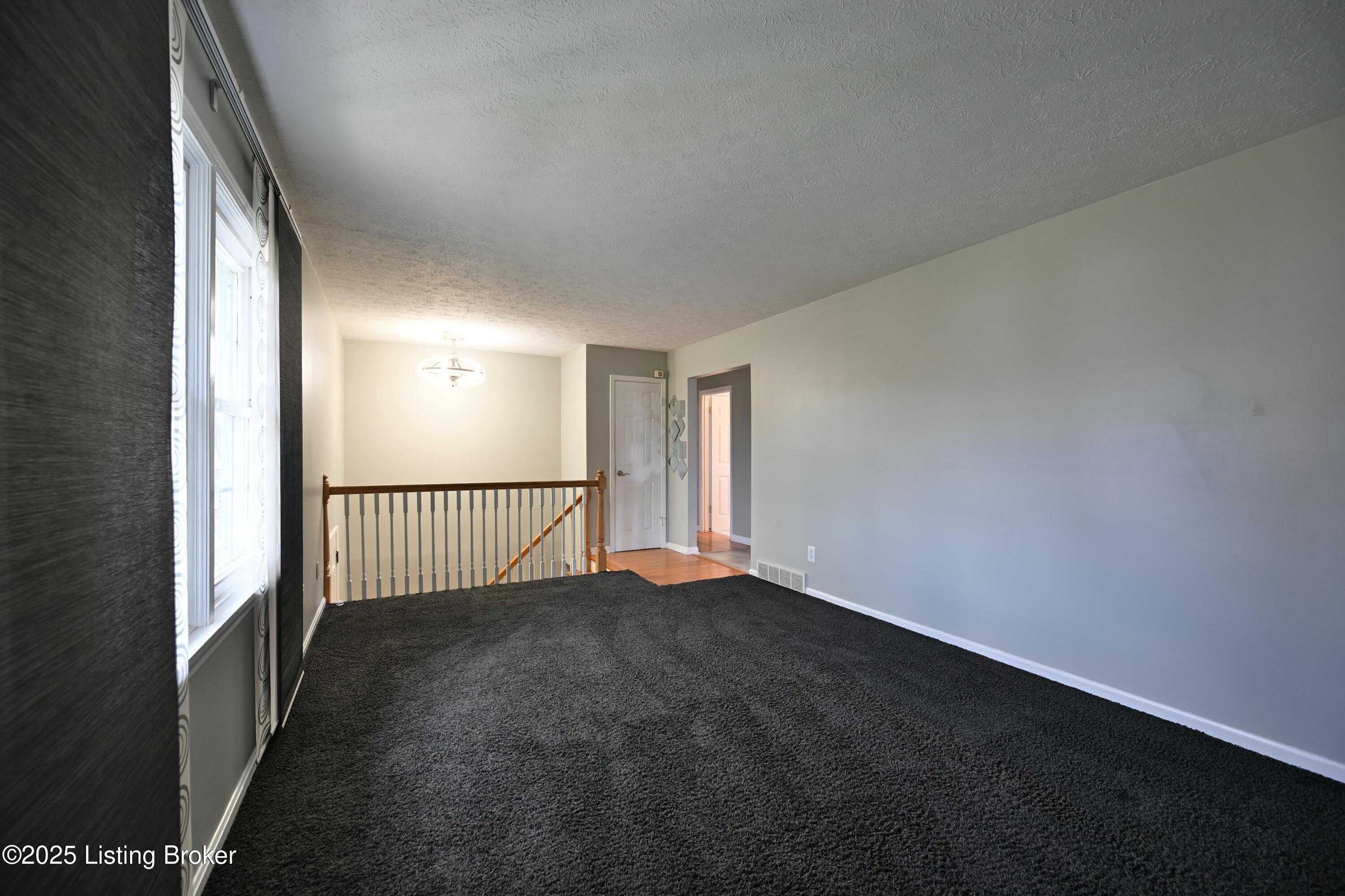 7514 Pimlico Dr, Louisville, Pennsylvania image 11