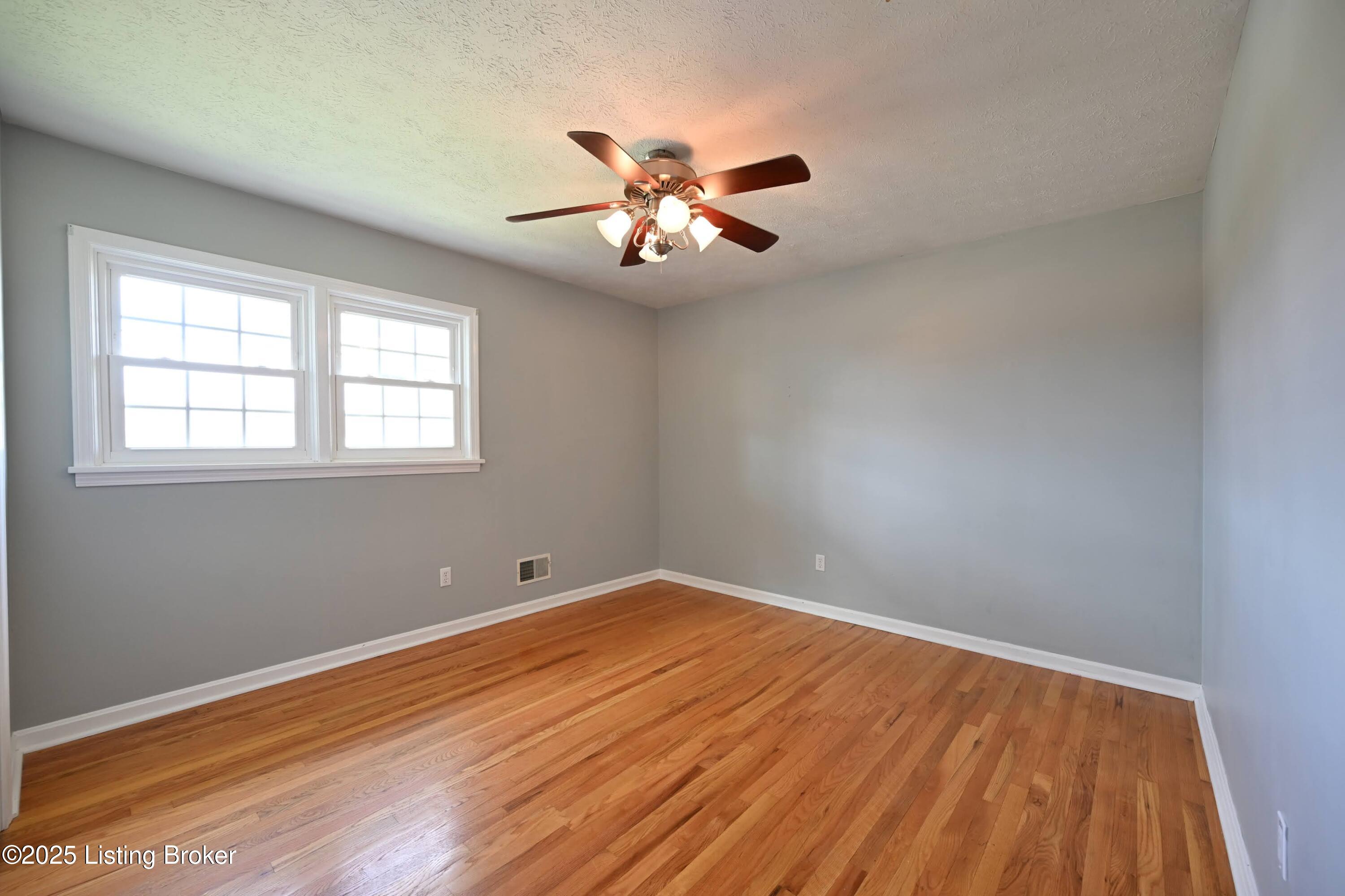 7514 Pimlico Dr, Louisville, Pennsylvania image 27