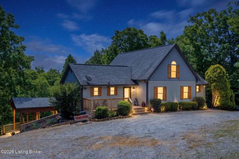 Photo of 404 CEDAR POINT RD RD, Bee Spring, KY 42207 (MLS # 1717453)