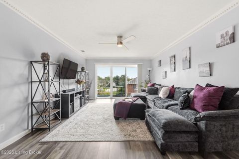 Photo of 3030 Breckenridge Ln #324, Louisville, KY 40220 (MLS # 1714707)