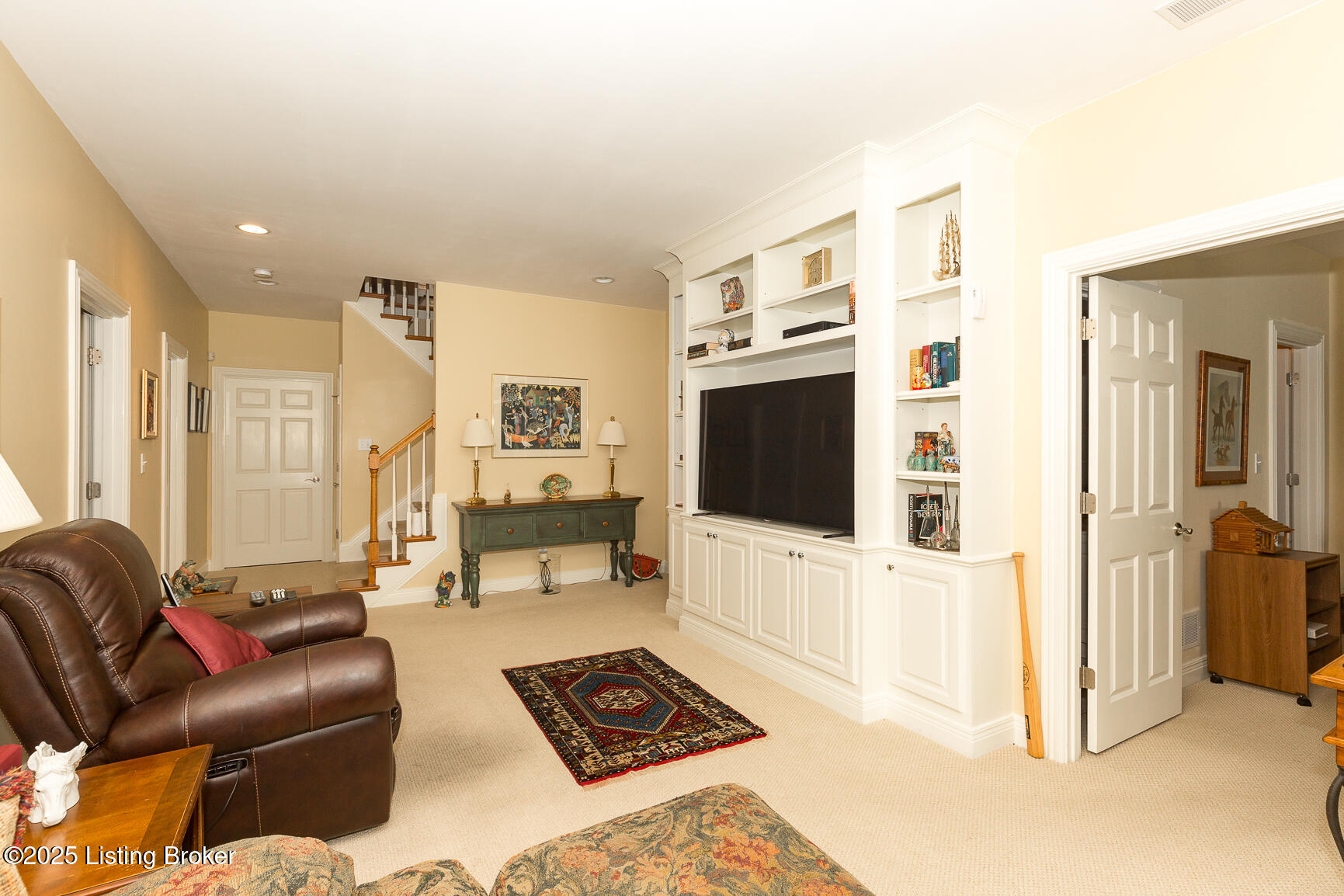 16516 Briston Avon Ln, Louisville, Kentucky image 45