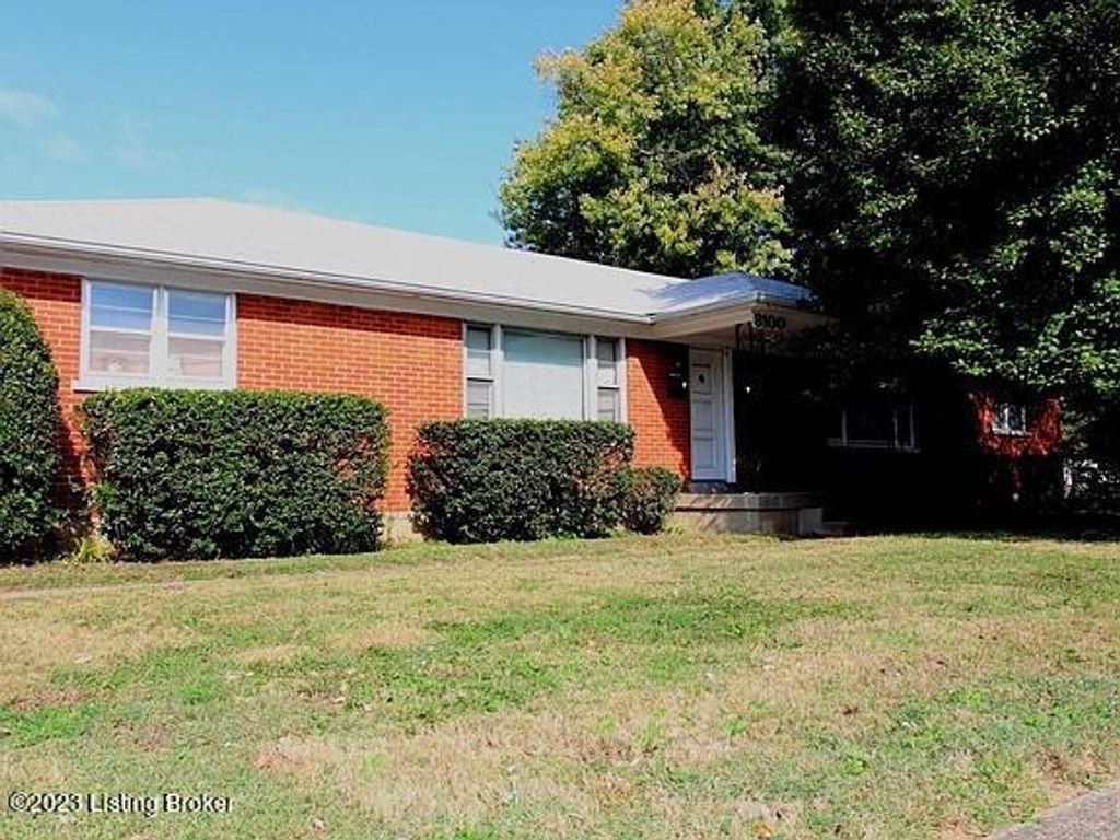 Photo of 3100 Altus Dr, Louisville, KY 40216 (MLS # 1708676)