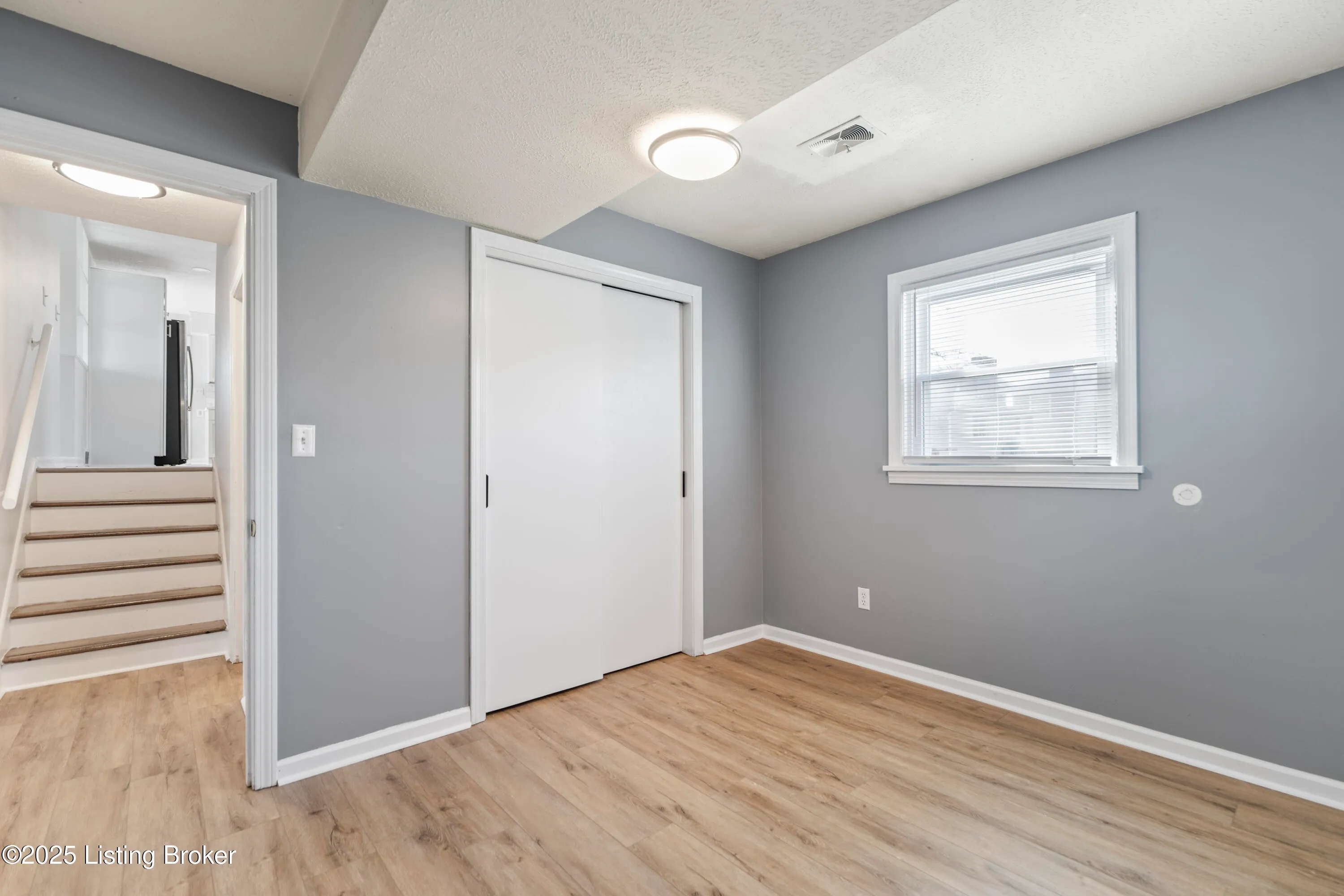 Louisville, Kentucky 40217, United States, 4 Bedrooms Bedrooms, ,2 BathroomsBathrooms,Residential,Active,21088