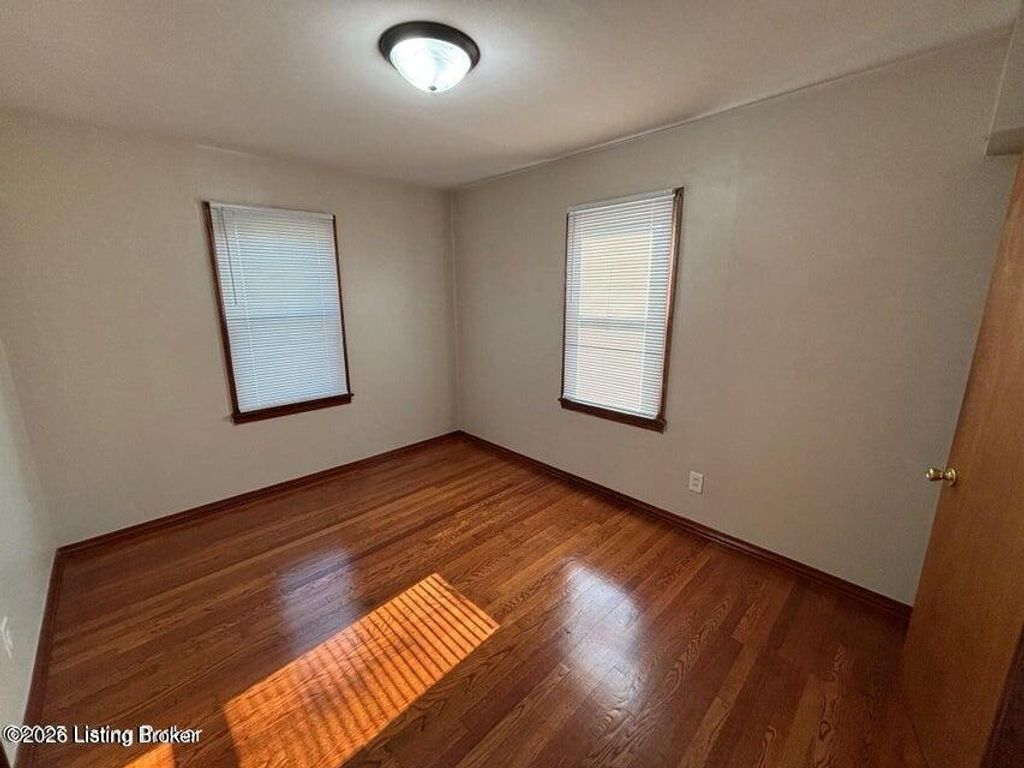 Photo of 141 E Harrison Ave #4, Clarksville, IN 47129 (MLS # 1723168)