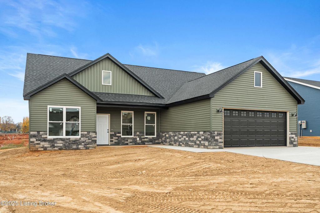 Photo of 40 Betty Boyd Ln, Brandenburg, KY 40108 (MLS # 1705083)