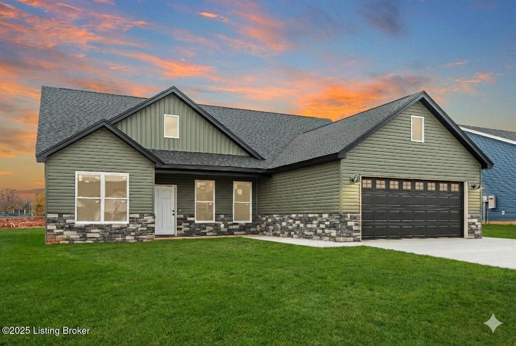 Photo of 40 Betty Boyd Ln, Brandenburg, KY 40108 (MLS # 1705083)