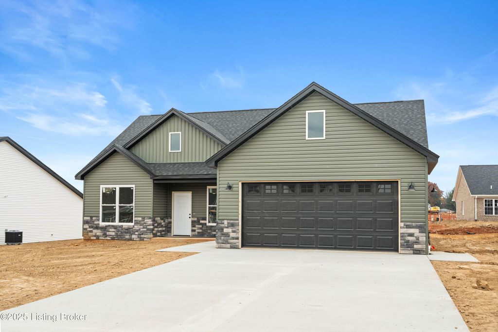 Photo of 40 Betty Boyd Ln, Brandenburg, KY 40108 (MLS # 1705083)