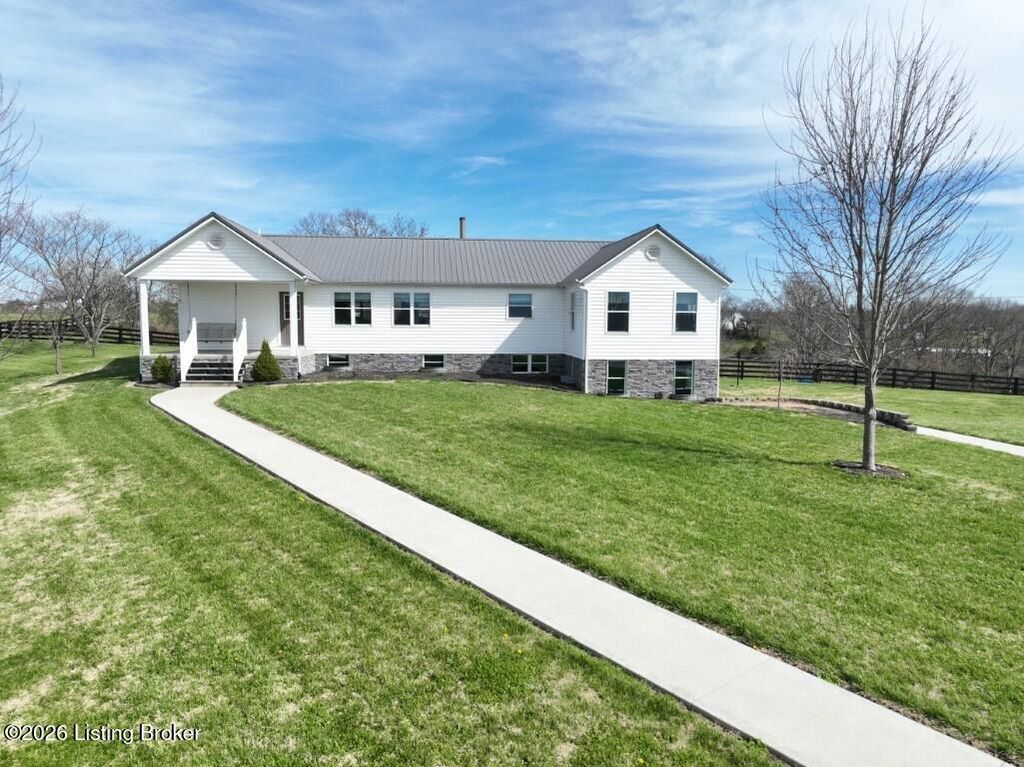 Photo of 193 Isham Ln, Mackville, KY 40040 (MLS # 1712449)