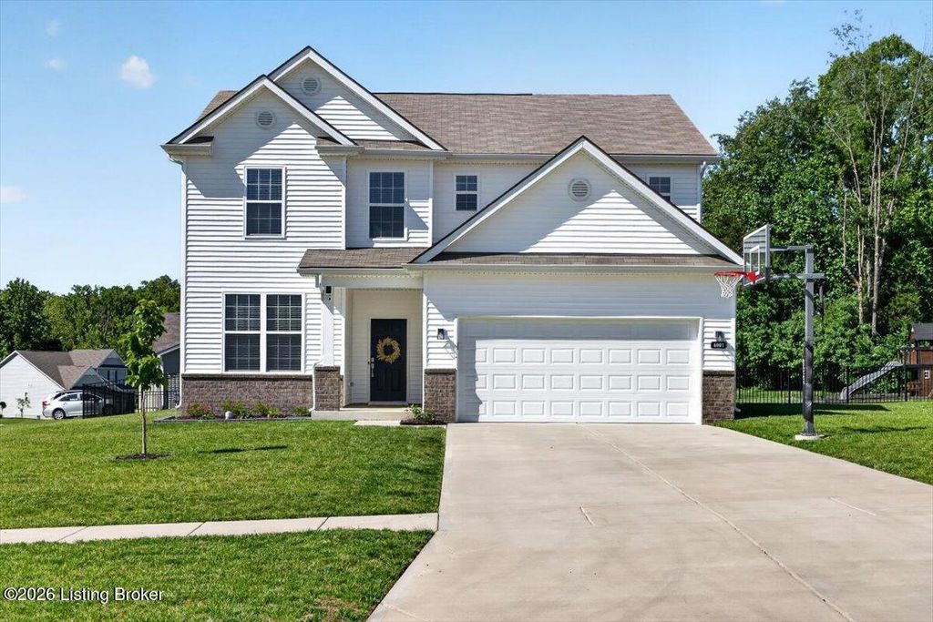 Photo of 4001 Cobblestone Ln, La Grange, KY 40031 (MLS # 1717522)
