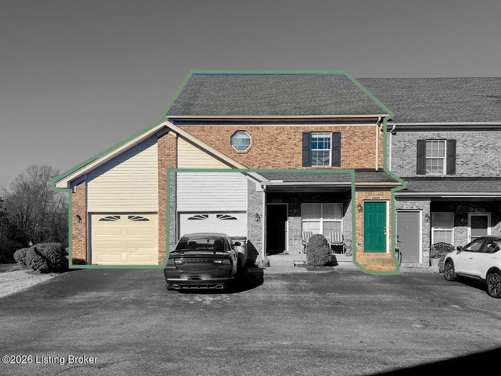 Photo of 6800 Wynde Manor Dr # 10, Louisville, KY 40228 (MLS # 1707577)