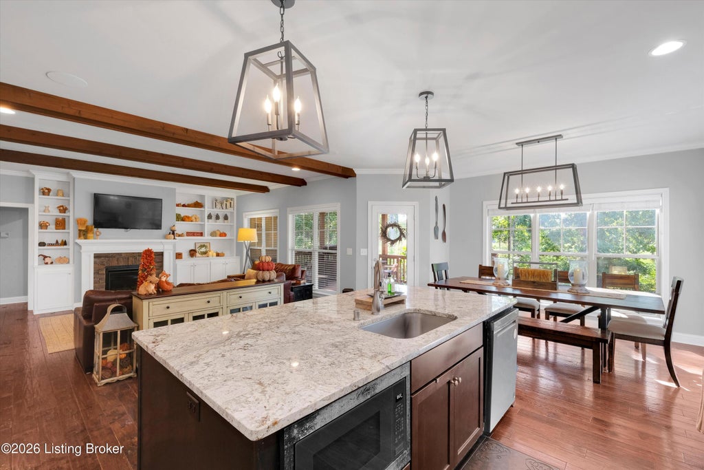 Photo of 909 Artisan Pkwy, La Grange, KY 40031 (MLS # 1730040)