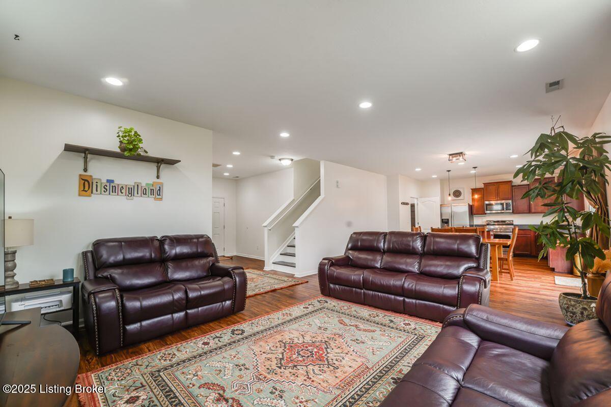 237 St Regis Drive Dr, Shelbyville, Pennsylvania image 3