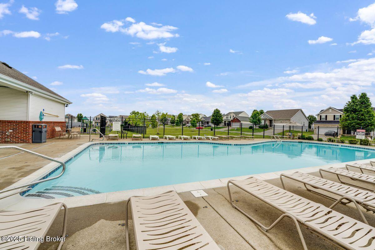 237 St Regis Drive Dr, Shelbyville, Pennsylvania image 35