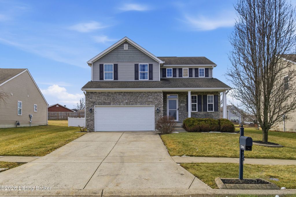 Photo of 12004 Longview Farm Dr, Louisville, KY 40299 (MLS # 1709021)