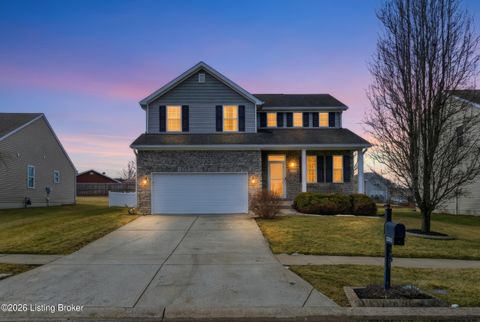 Photo of 12004 Longview Farm Dr, Louisville, KY 40299 (MLS # 1709021)