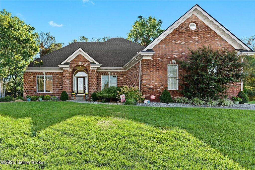Photo of 17502 Polo Creek Pl, Louisville, KY 40245 (MLS # 1700580)