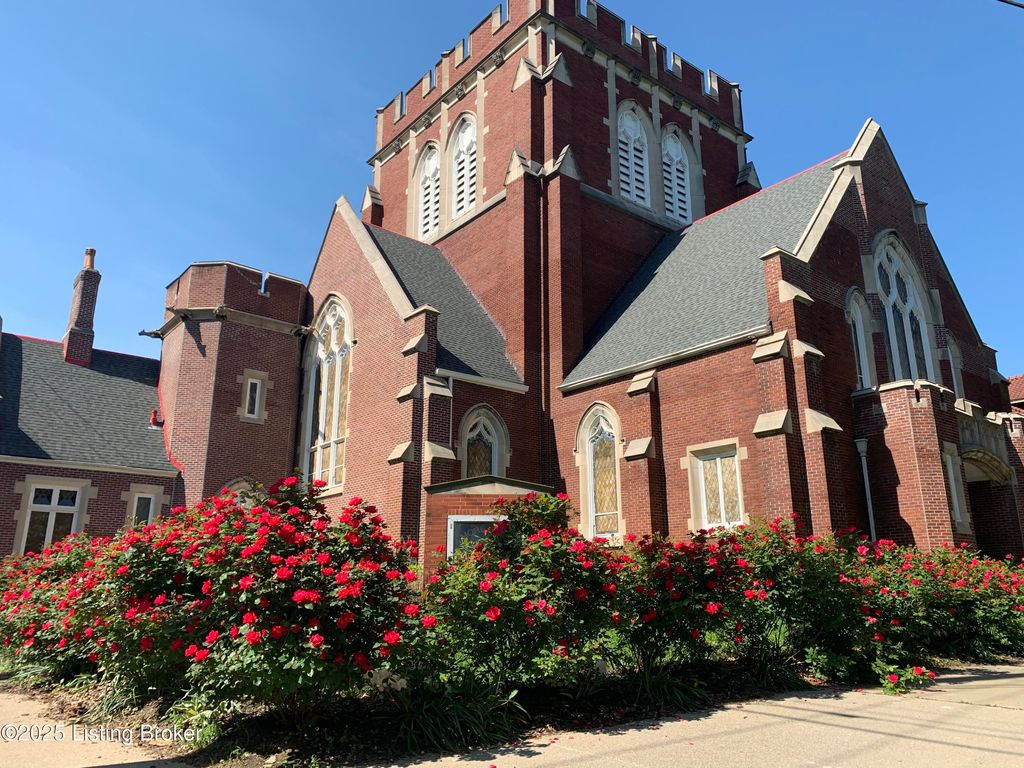 Photo of 100 W Ormsby Ave, Louisville, KY 40203 (MLS # 1702543)