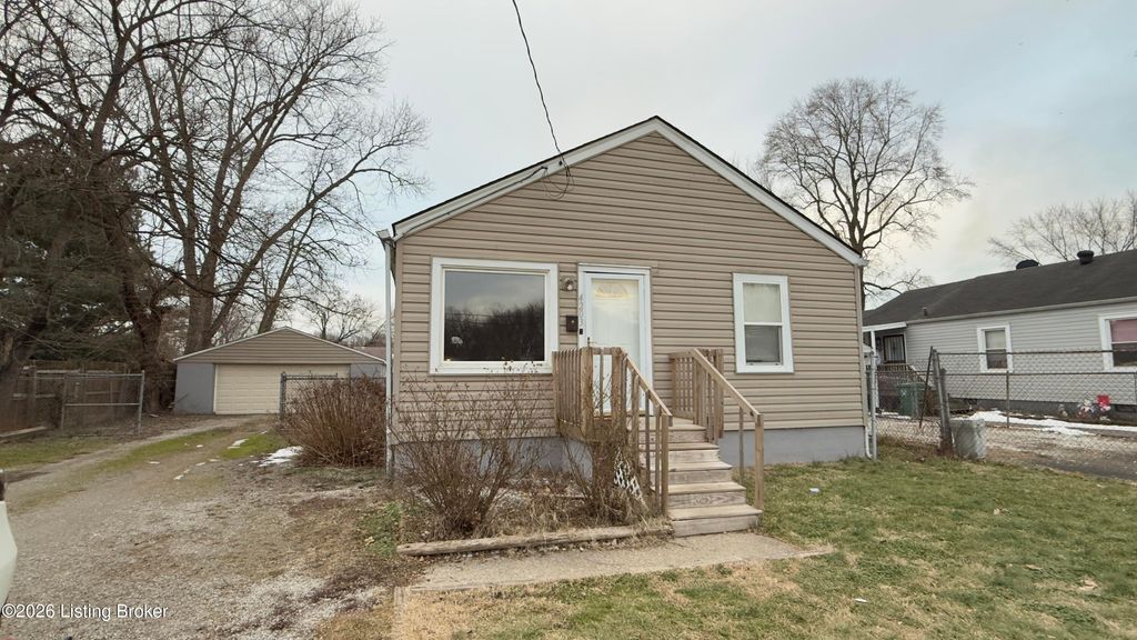 Photo of 4203 Searcy Dr, Louisville, KY 40216 (MLS # 1716990)