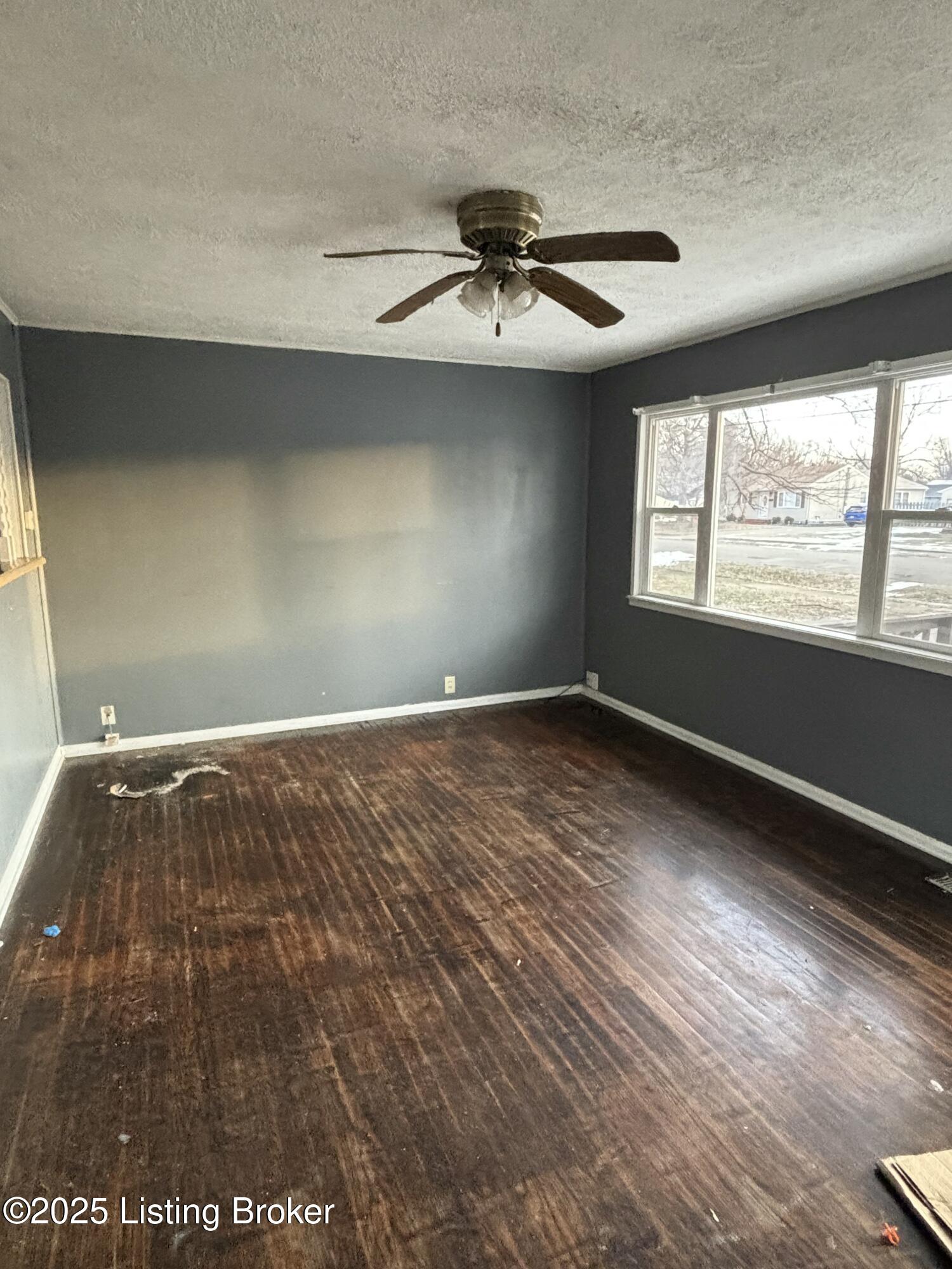 7602 Gerald Ave, Louisville, Pennsylvania image 6