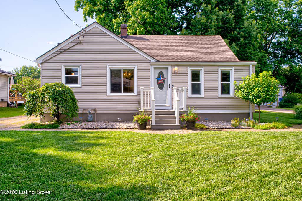 Photo of 11612 Frank Ave, Louisville, KY 40243 (MLS # 1720783)
