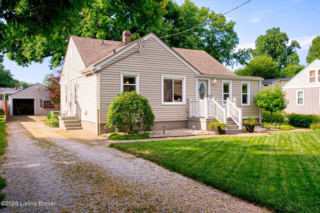Photo of 11612 Frank Ave, Louisville, KY 40243 (MLS # 1720783)