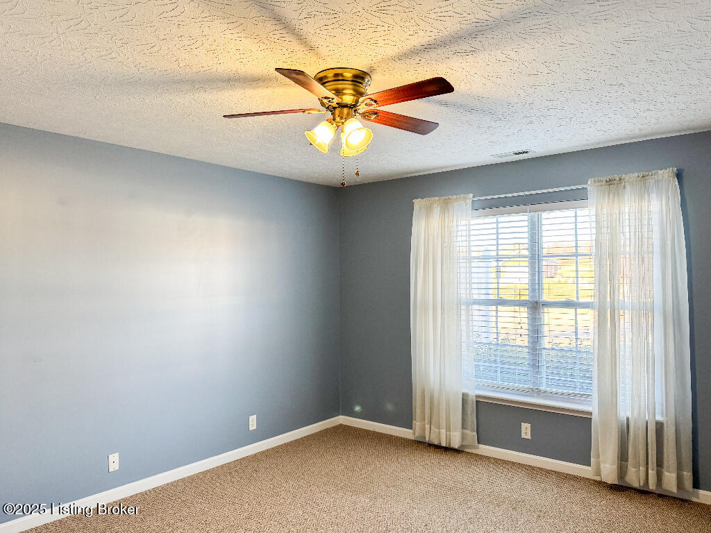 135 Michelle Dr #UNIT C, Shepherdsville, Kentucky image 13