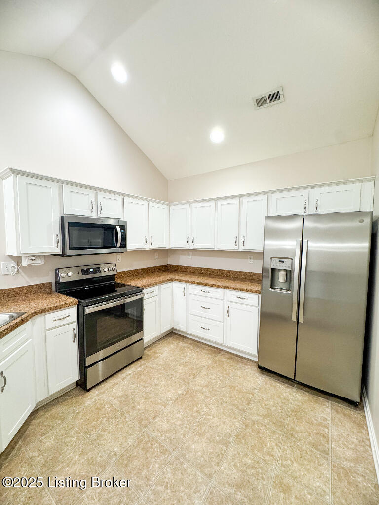 135 Michelle Dr #UNIT C, Shepherdsville, Kentucky image 4