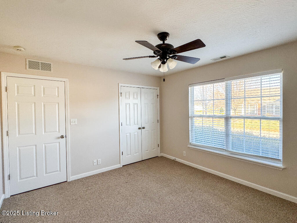 135 Michelle Dr #UNIT C, Shepherdsville, Kentucky image 8