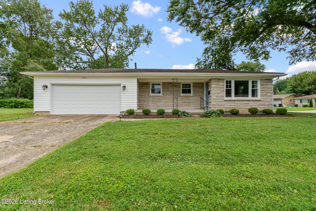 Photo of 4334 Rockwood Dr, Louisville, KY 40220 (MLS # 1723619)