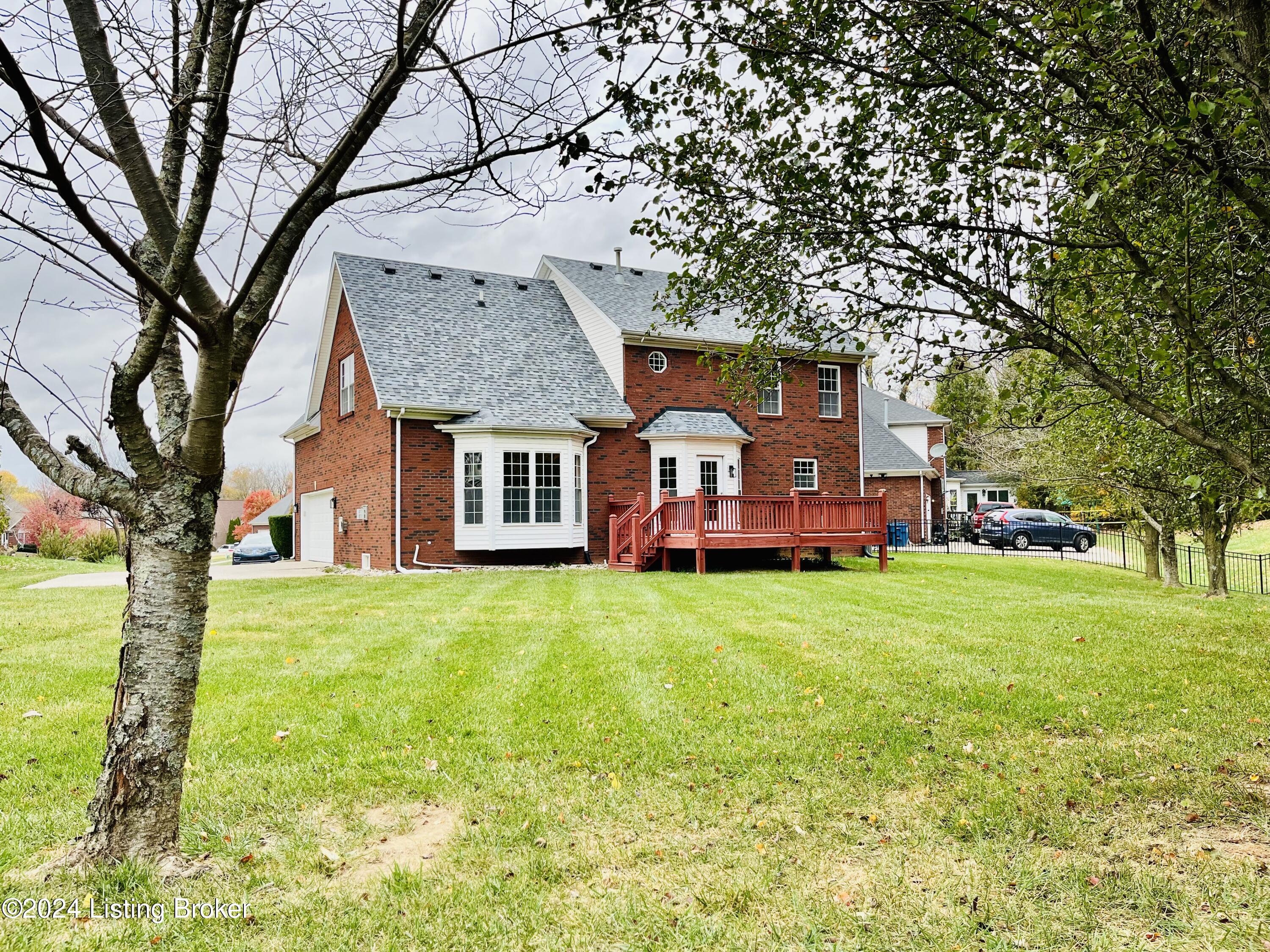 4708 Holly Forest Ct, Louisville, Kentucky image 3