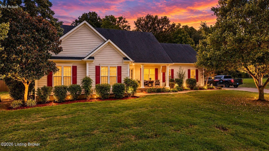 Photo of 130 Locust Grove Ct, Bardstown, KY 40004 (MLS # 1730051)