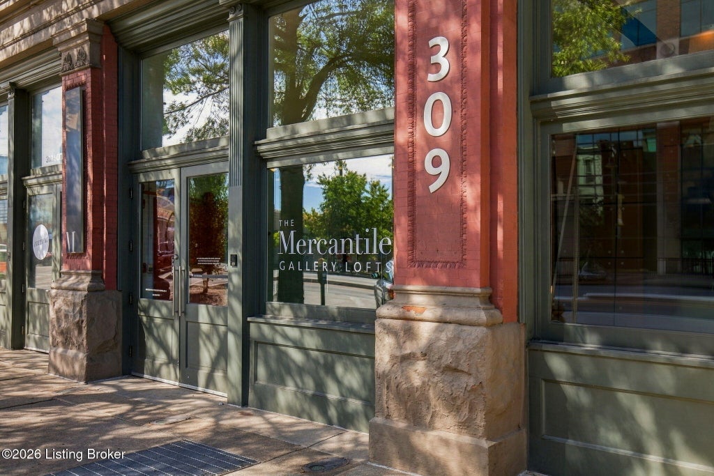 Photo of 309 E Market St #302, Louisville, KY 40202 (MLS # 1730331)