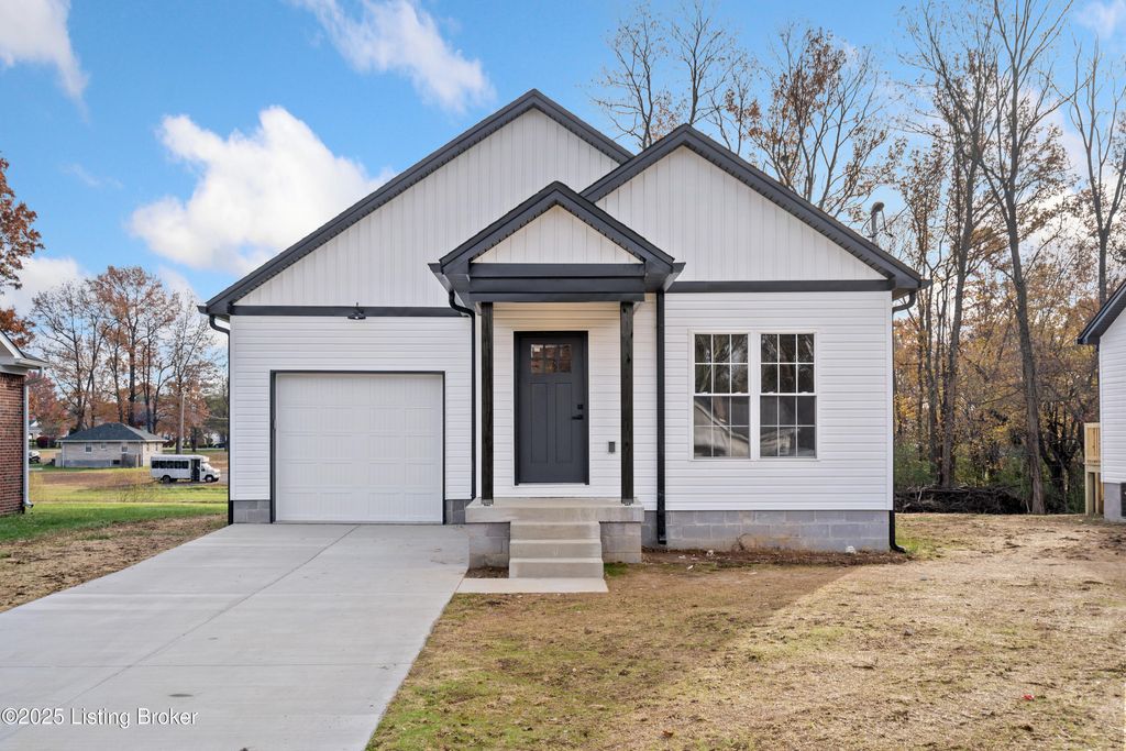 Photo of 6713 Memory Ln, Louisville, KY 40258 (MLS # 1703865)