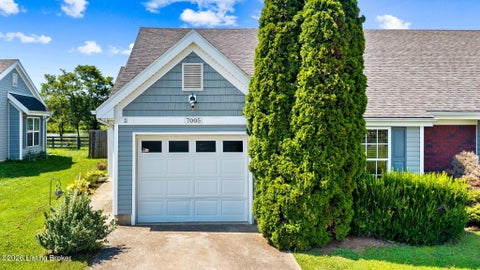 Photo of 7005 James Madison Way, Louisville, KY 40272 (MLS # 1725556)