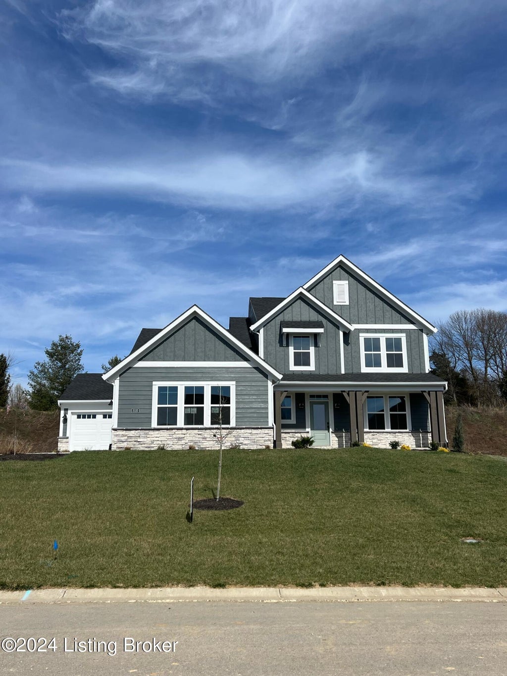 Photo of 2400 Quail Ridge Dr, La Grange, KY 40031 (MLS # 1726738)