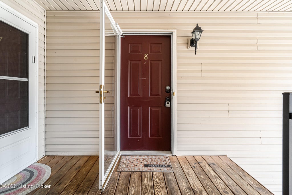 Photo of 11909 Tazwell Dr #8, Louisville, KY 40245 (MLS # 1728650)
