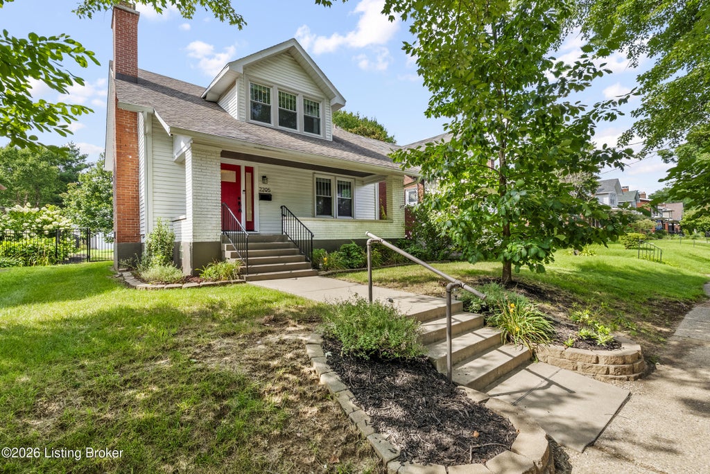 Photo of 2205 Weber Ave, Louisville, KY 40205 (MLS # 1724030)