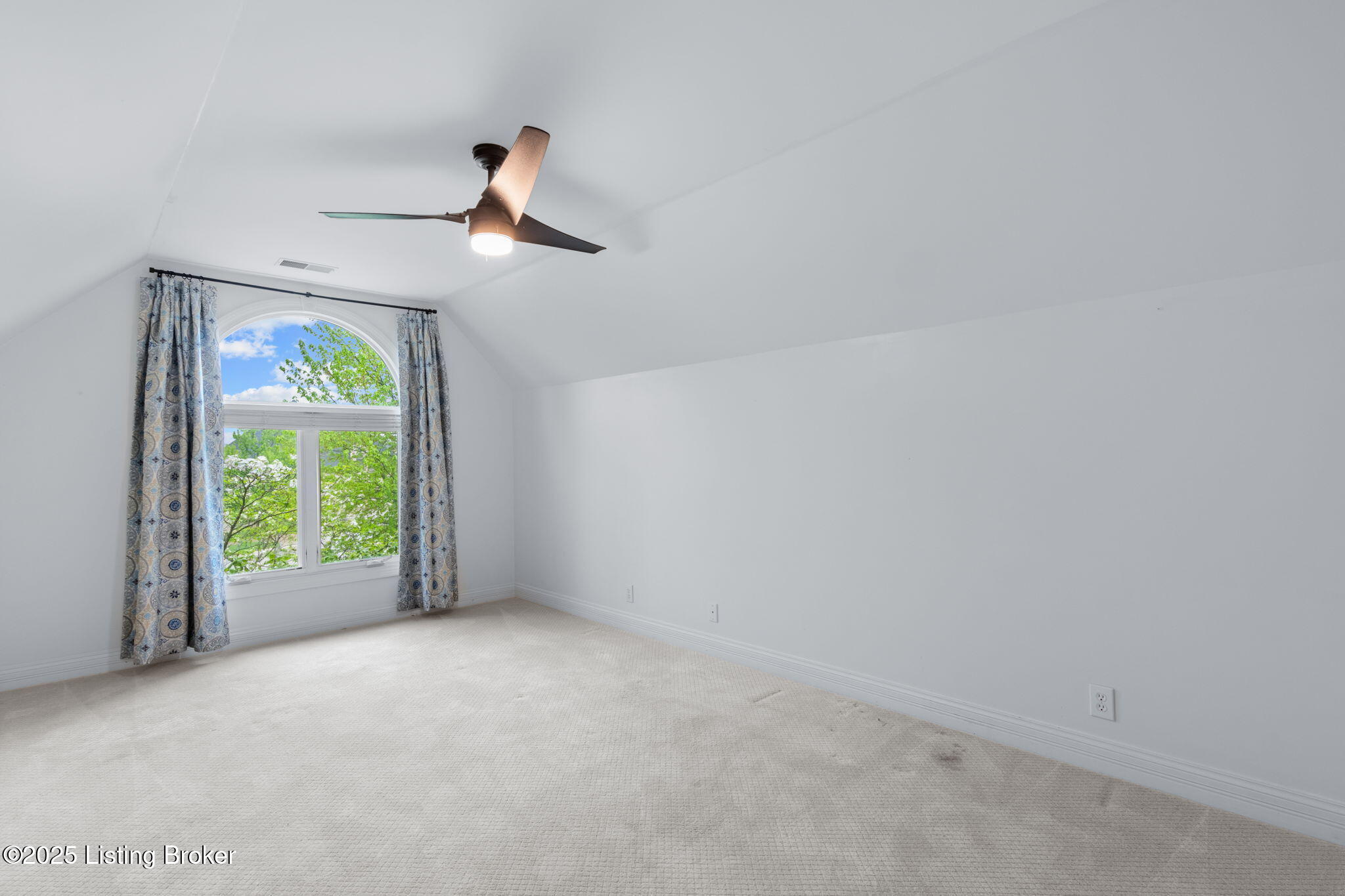 13520 Ridgemoor Dr, Prospect, Kentucky image 31